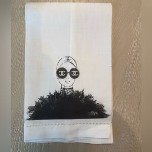 NWOT Black and White Fashion Illustration Towel